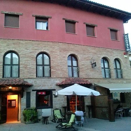 Hostal Suetxe Los Arcos Exterior photo