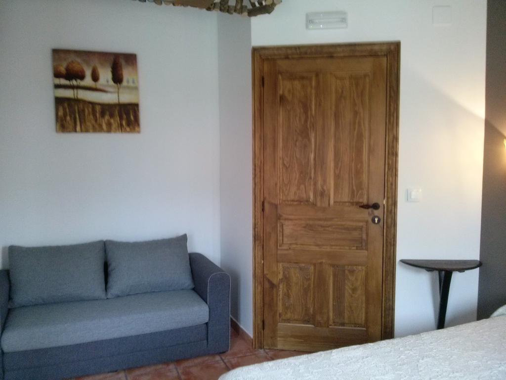 Hostal Suetxe Los Arcos Exterior photo