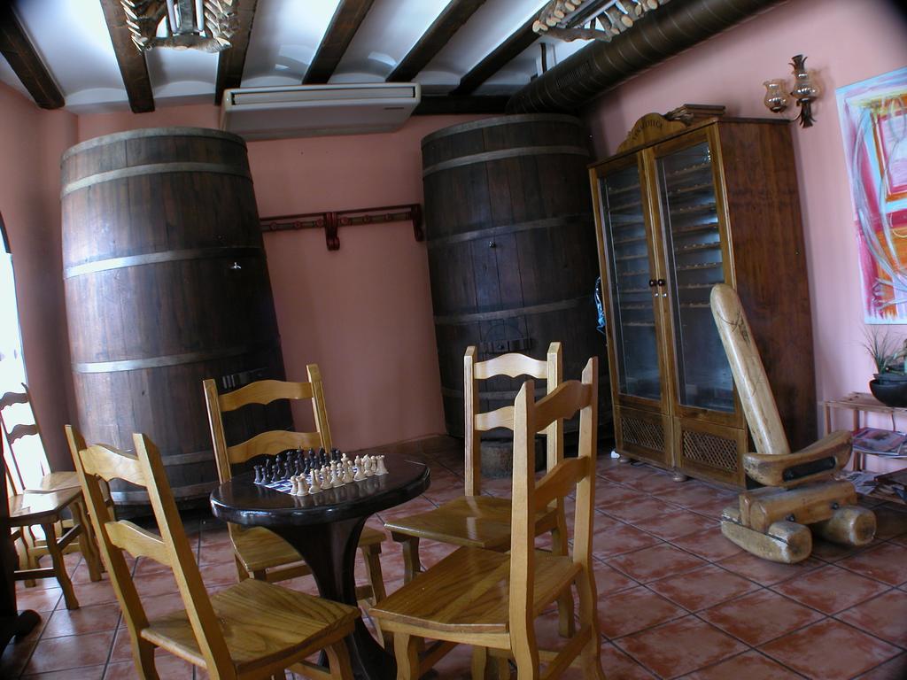 Hostal Suetxe Los Arcos Exterior photo